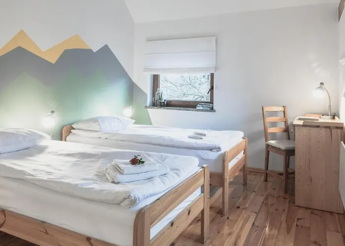 Przystanek Czarne Jelenia Gora