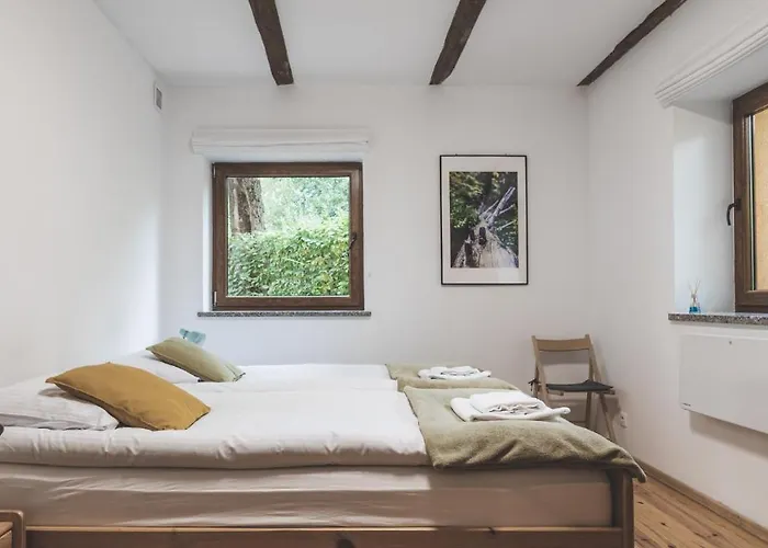 Przystanek Czarne Guest house Jelenia Gora